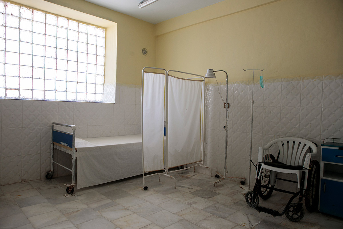 afghanistan-clinic-room.jpg afghanistan-clinic-room.jpg