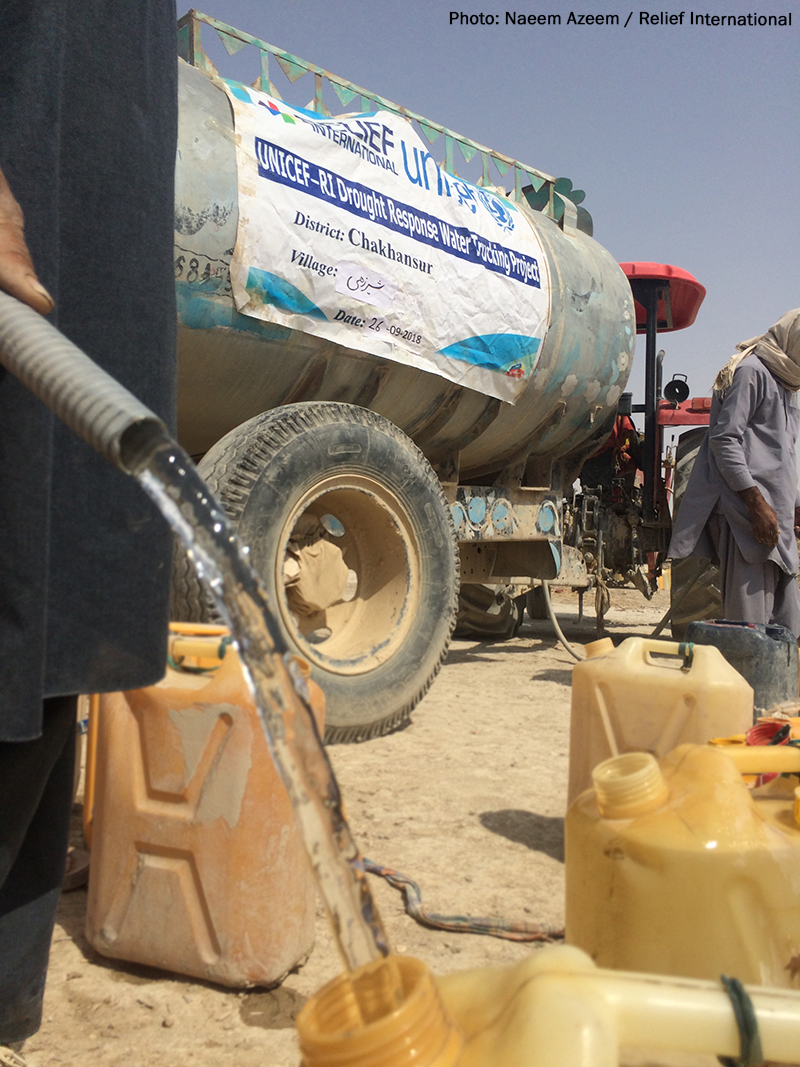 Water-Distribution-in-Drought-Affected-Area-of-Afghanistan-PC-Naeem-Azeem.jpg