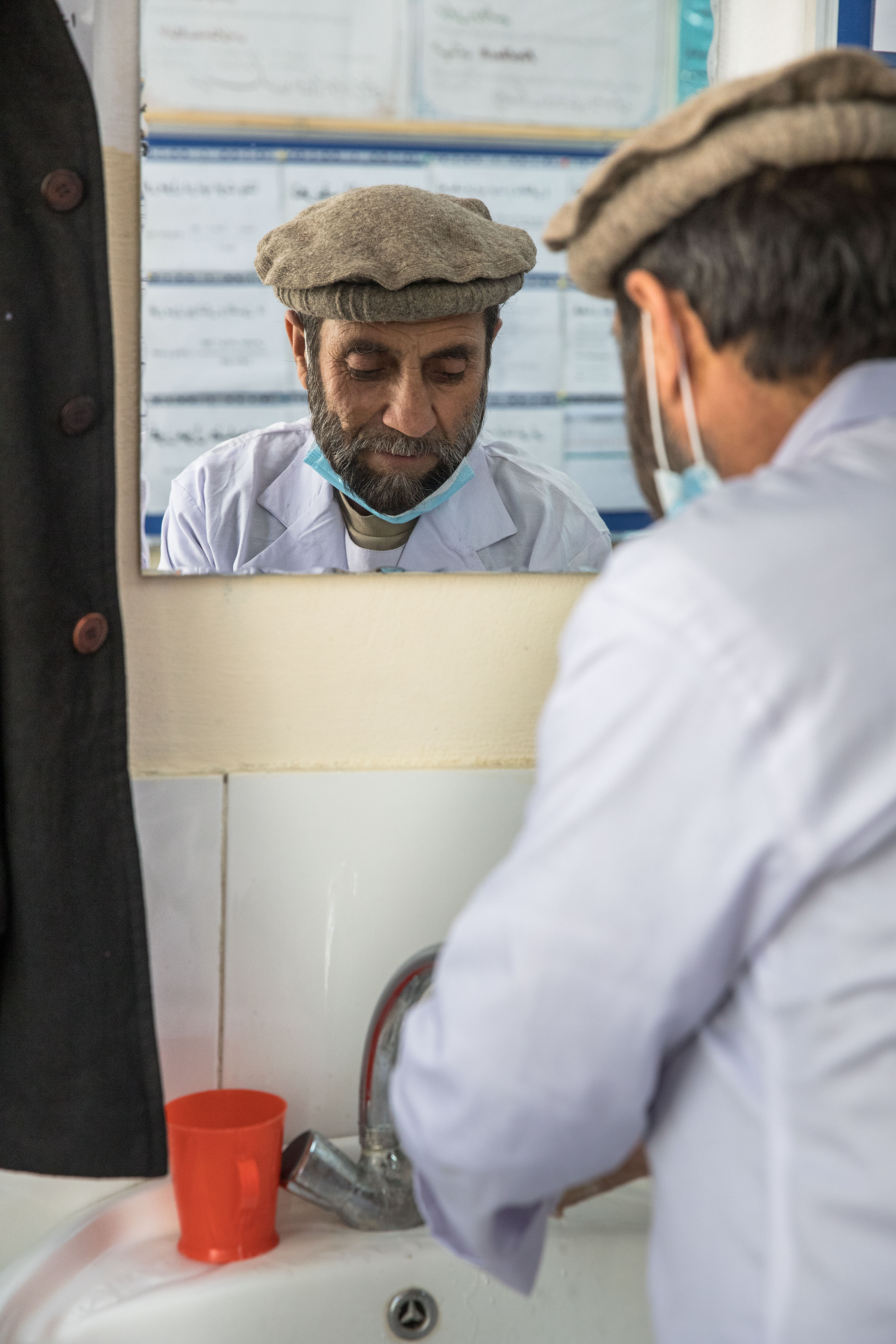 Hamza preparing to administer a Tetanus shot Hamza preparing to administer a Tetanus shot